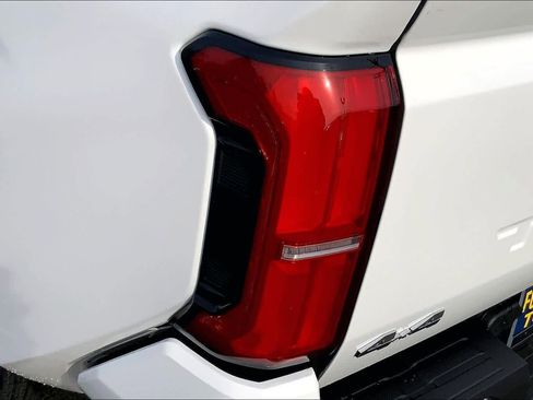 New 2026 Toyota Tacoma SR5 AWD/4WD image 14