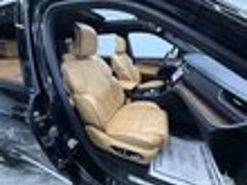 Used 2022 Jeep Grand Cherokee L Summit w/ Luxury Tech Group V image 22