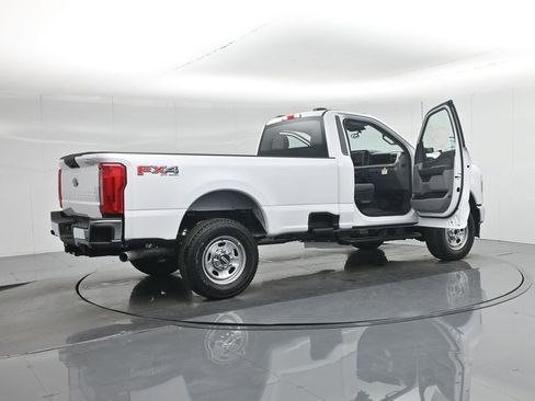 New 2026 Ford F350 XL w/ FX4 Off-Road Package image 5