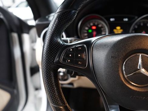 Used 2019 Mercedes-Benz CLA 250 image 27