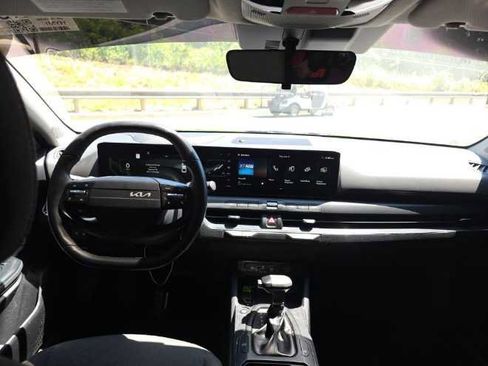 Used 2025 Kia K4 EX FWD image 10