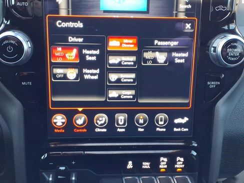 Used 2021 RAM 2500 Big Horn w/ Level B Equipment Group image 18