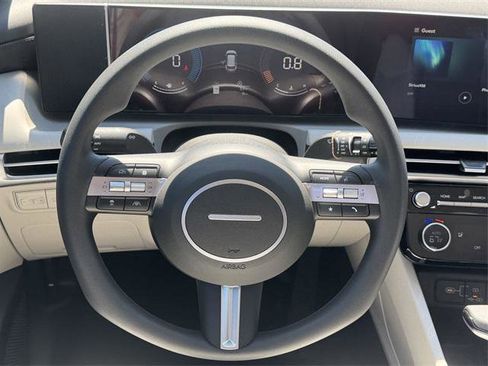 New 2025 Hyundai Tucson SEL image 23