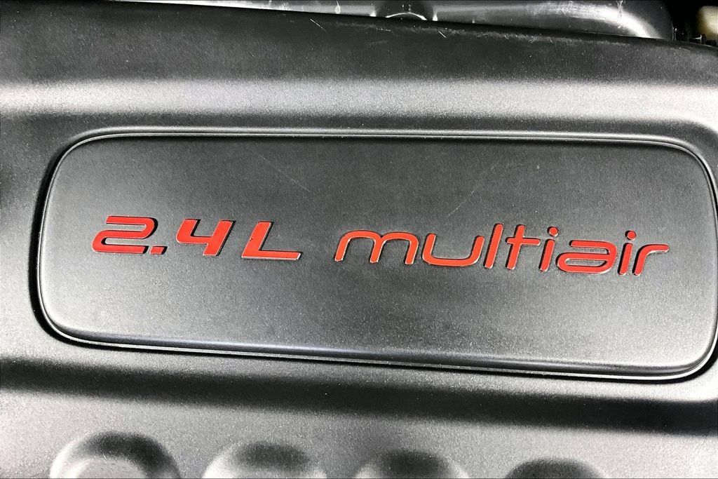 Used 2019 Jeep Compass Limited FWD image 30