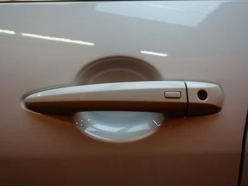 Used 2024 Nissan Sentra SR FWD image 74
