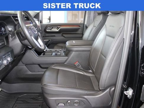 Used 2025 GMC Sierra 3500 Denali w/ Denali Reserve Package image 21