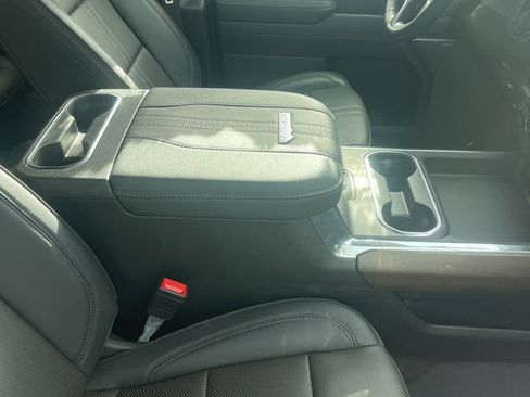 Used 2024 Chevrolet Silverado 3500 High Country w/ High Country Premium Package image 7