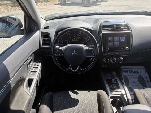 Used 2022 Mitsubishi Outlander Sport LE FWD image 14
