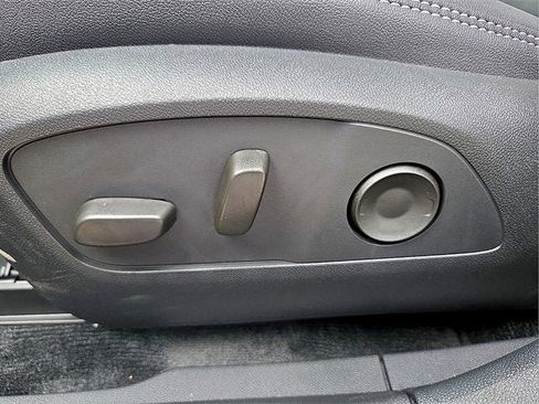 New 2026 Chevrolet Blazer EV LT image 18