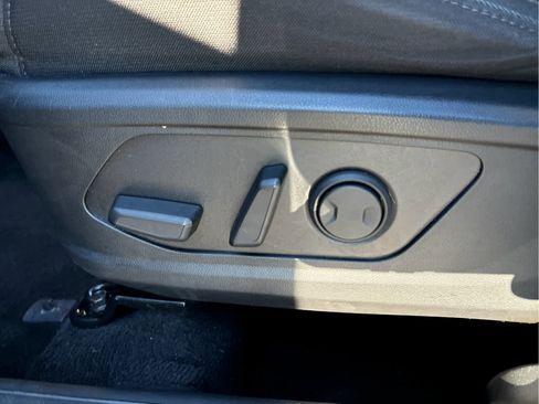 Used 2023 Hyundai Santa Cruz SEL Premium image 10