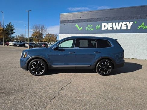 Used 2023 Kia Telluride SX Prestige image 2