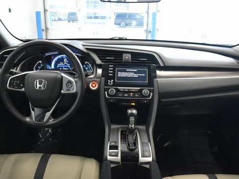 Used 2020 Honda Civic EX image 5