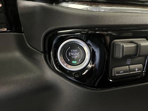 Used 2024 GMC Sierra 1500 Elevation w/ LPO, Elevation Black Package image 23