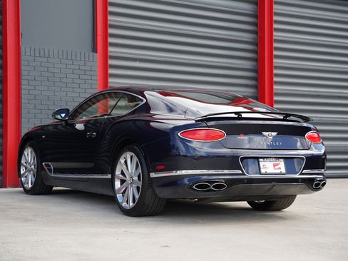Used 2020 Bentley Continental GT image 5