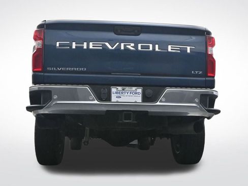 Used 2020 Chevrolet Silverado 2500 LTZ w/ LTZ Plus Package image 38