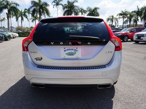 Used 2015 Volvo V60 T5 Premier image 25