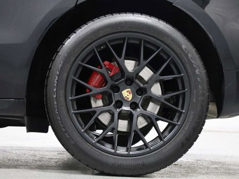 Used 2017 Porsche Macan GTS AWD/4WD image 37