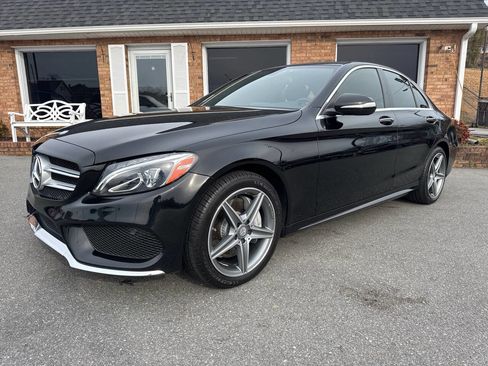 Used 2015 Mercedes-Benz C 300 4MATIC Sedan image 5