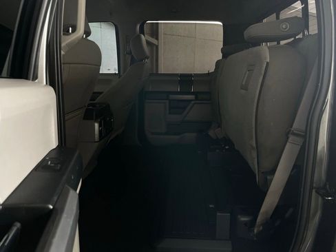 Used 2018 Ford F250 XLT w/ XLT Value Package AWD/4WD image 12
