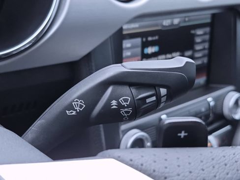 Used 2015 Ford Mustang GT Premium RWD image 24
