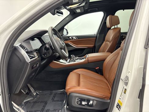 Used 2023 BMW X5 M50i w/ Executive Package AWD/4WD image 25