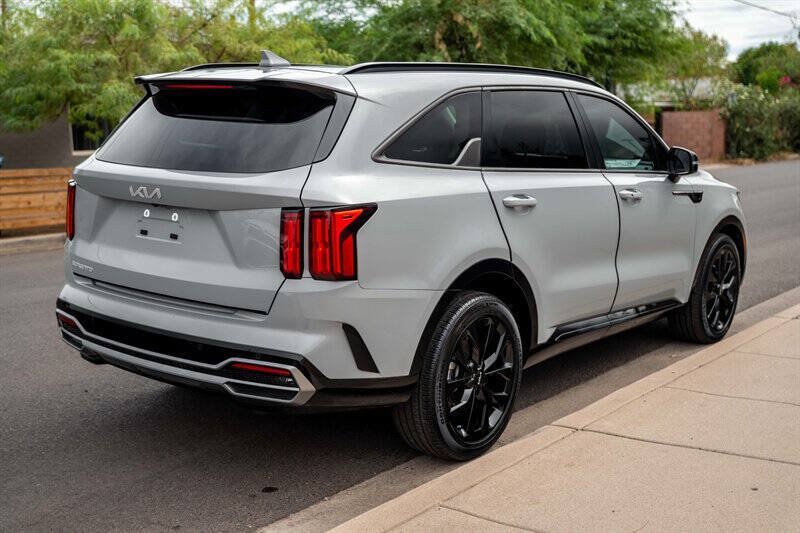 Used 2023 Kia Sorento SX FWD image 5