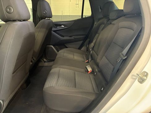 Used 2025 Chevrolet Equinox LT FWD image 25