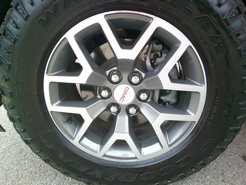 Used 2022 GMC Canyon AT4 w/ Trailering Package image 23