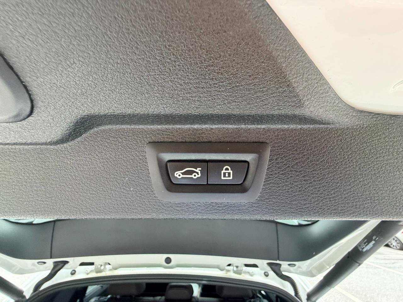 Used 2018 BMW X5 xDrive50i AWD/4WD image 35