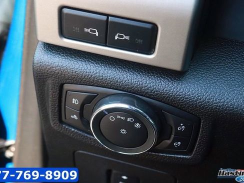 Used 2017 Ford F150 Lariat w/ Equipment Group 502A Luxury AWD/4WD image 29
