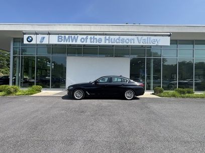 Used 2022 BMW 530i xDrive w/ Premium Package