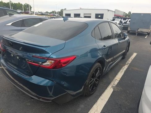 Used 2026 Toyota Camry SE w/ Convenience Package FWD image 4
