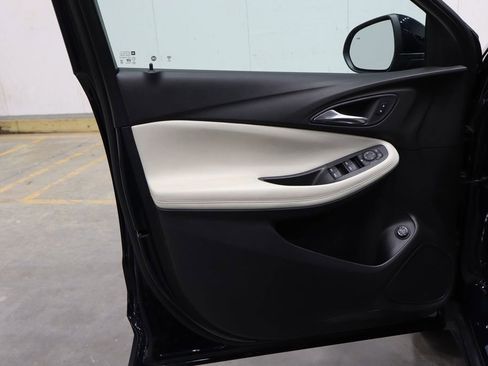 Used 2020 Buick Encore GX Select image 16