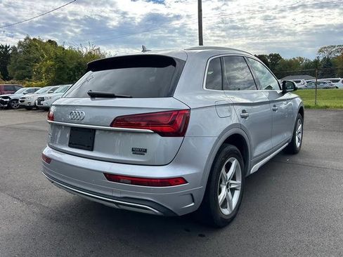 Used 2021 Audi Q5 2.0T Premium w/ Convenience Package image 3