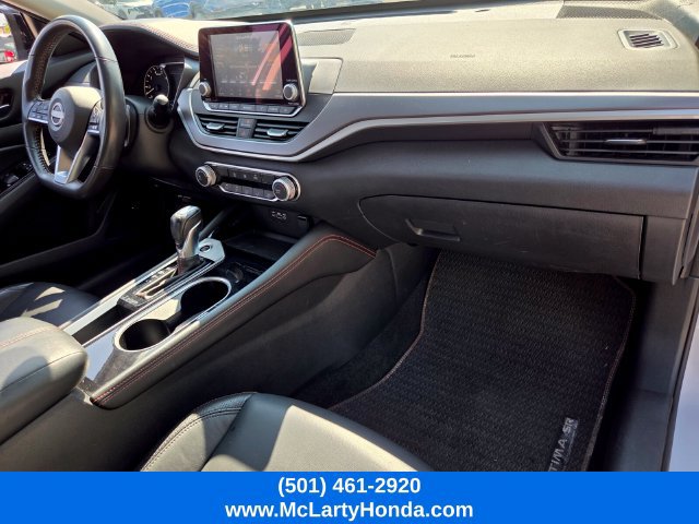 Used 2024 Nissan Altima 2.5 SR FWD image 16
