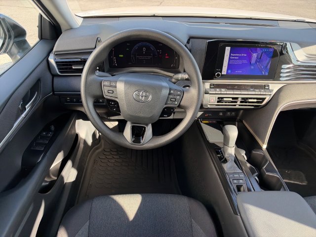 Used 2026 Toyota Camry LE w/ Convenience Package FWD image 11