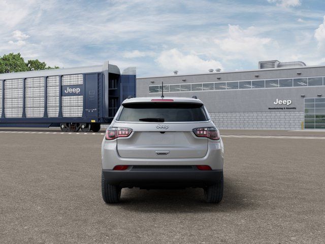 New 2026 Jeep Compass Latitude AWD/4WD image 7