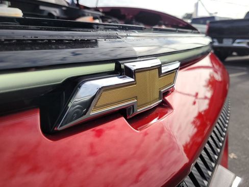 New 2026 Chevrolet Equinox EV LT image 30