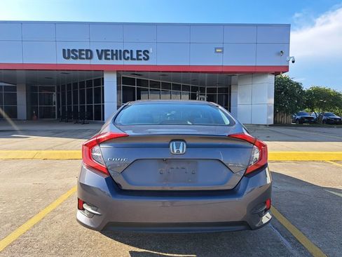 Used 2017 Honda Civic LX image 4