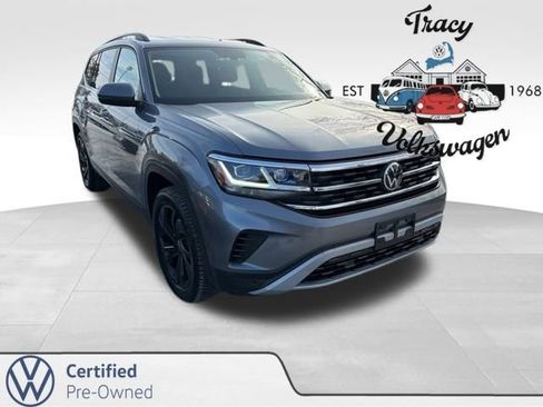 Certified 2023 Volkswagen Atlas SE w/ Black Wheel Package image 1