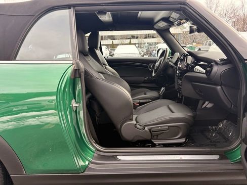 Used 2023 MINI Cooper S image 17