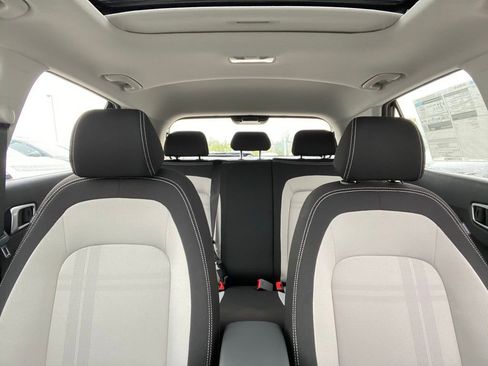 New 2026 Hyundai Venue SEL image 29