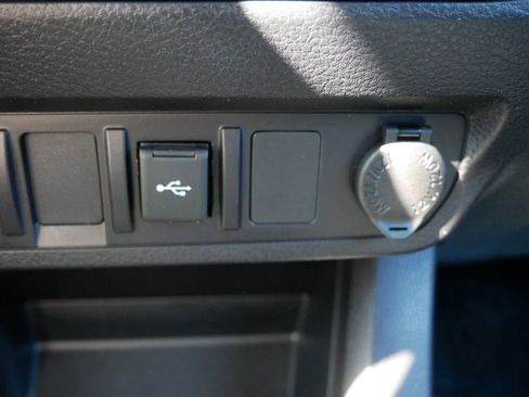 Certified 2023 Toyota Tacoma SR AWD/4WD image 20
