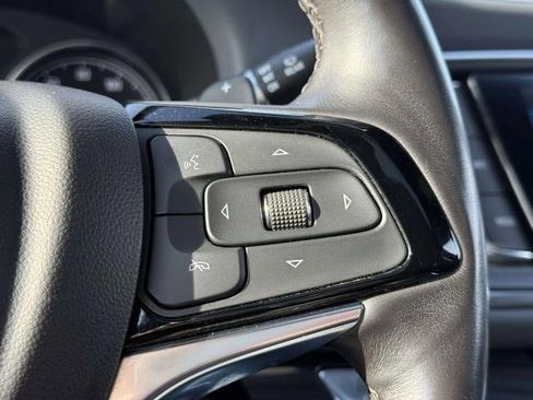 Used 2022 Buick Enclave Essence w/ Experience Buick Package image 25