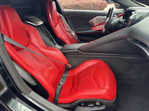 Used 2022 Chevrolet Corvette Stingray Preferred Conv w/ Z51 Performance Package RWD image 11