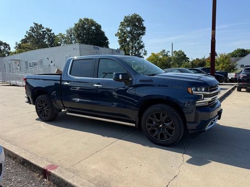 Used 2022 Chevrolet Silverado 1500 High Country w/ LPO, Dark Essentials Package AWD/4WD image 5