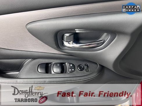 Used 2022 Nissan Murano SV image 26