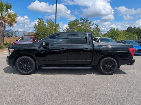 Certified 2024 Nissan Titan SV w/ SV Convenience Package RWD image 7