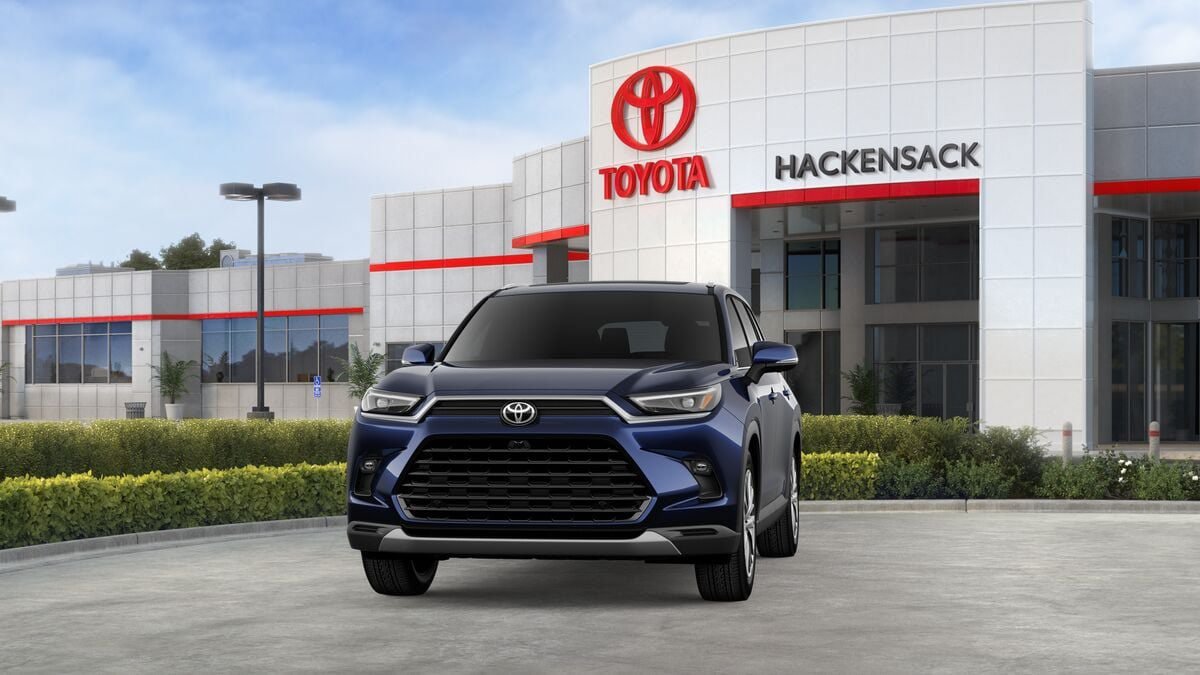 New 2026 Toyota Grand Highlander AWD image 18