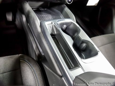 New 2026 Chevrolet Equinox EV LT image 16